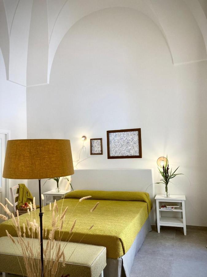 Villa Ricciardi-Suite Famigliare 1-Zona Ostuni มอนตาลบาโน ภายนอก รูปภาพ