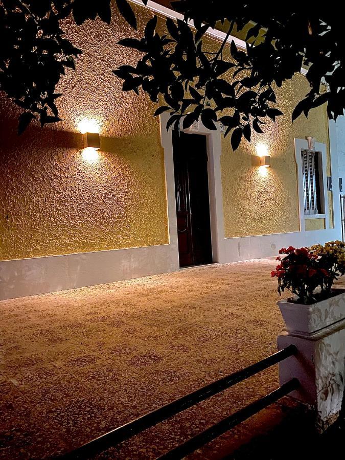 Villa Ricciardi-Suite Famigliare 1-Zona Ostuni มอนตาลบาโน ภายนอก รูปภาพ